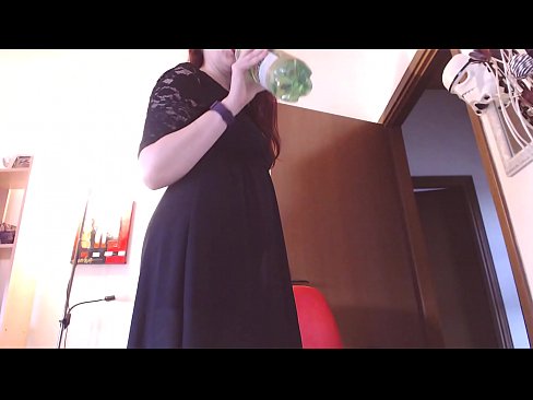 ❤️ Ein unterwürfiger Sklave, der schmutzige und üppige Höschen liebt, wird gezwungen zu masturbieren, nachdem er dieses Video gesehen hat! ❌ Quality porn bei de.kutjeporno.ru ﹏